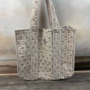 Mark & Graham Block Print Quilted Oversized Tote Tote Bag Desert Sand Flower “S”